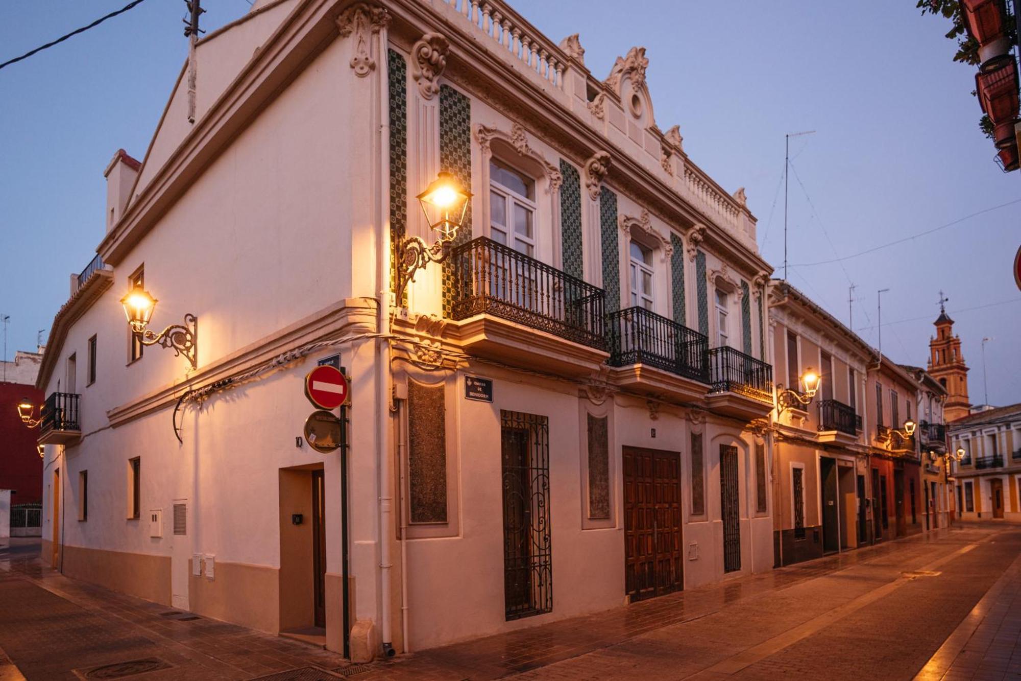Cozy Up Spain * Valence
